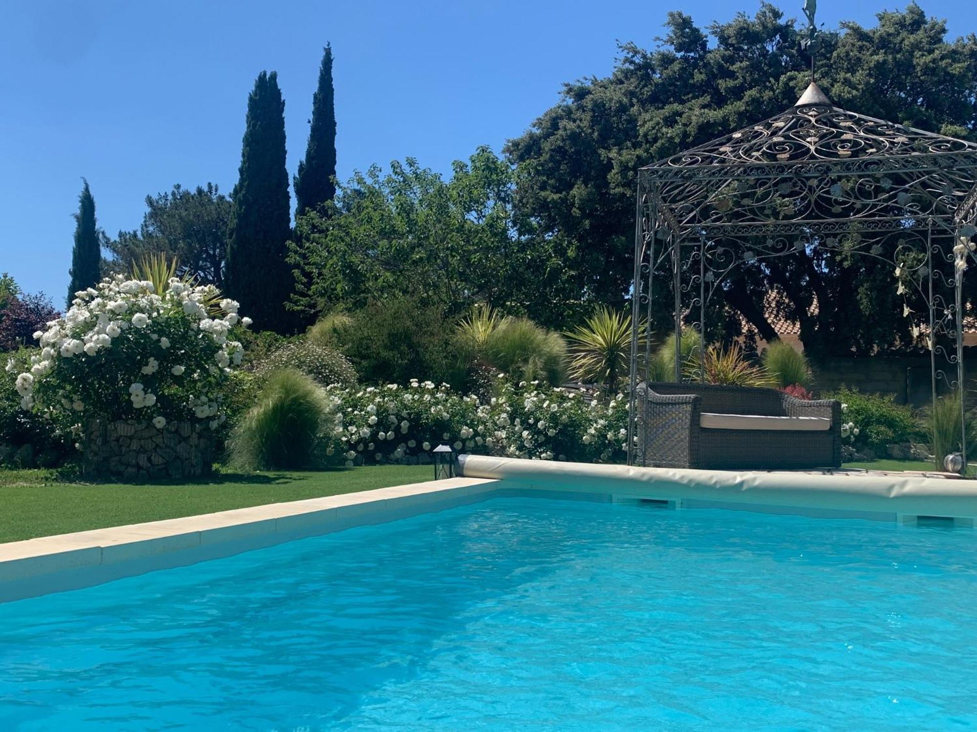 Brossard Bed & Breakfast Cavaillon Dış mekan fotoğraf